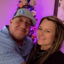 How to retrieve disappeared voicemails from an Android phone?