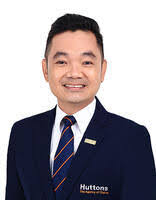 Brian Chew's Instagram, Twitter & Facebook