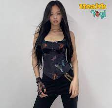 Blackpink jennie assumed to be running popular clothing brand 93.4% of people who gained weight stated they were or will be going on a diet. Jennie Diet Jennie Kim Workout Routine And Meal Plan Health Yogi