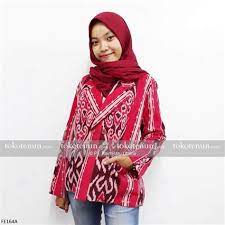 Blazer bagi wanita merupakan outer ternyaman dan fleksibel. Motif Blazer Wanita Ala Tenun Sipirok Jual Blazer Tenun Murah Harga Terbaru 2021 Jual Blazer Dengan Motif Bunga Cantik Cocok Banget Kamu Pakai Untuk Ke Kantor Atau Ke Acara Lainnya Masgukaklo