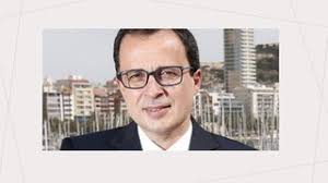 tauló de notícies. Institut d'Economia Internacional