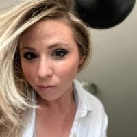 Amber Altizer's Instagram, Twitter & Facebook