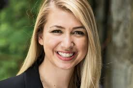 Stephanie Schomer's Instagram, Twitter & Facebook