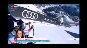 32 ans après maria walliser, dernière suissesse à avoir régné dans la discipline. Corinne Suter Abfahrt Weltmeisterin Ski Wm Cortina 2021 Youtube