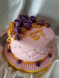 Birthday Gift Cake And Flowers Beautiful Flower Cake For Mommy 67th Birthday Www Madebylianny Nm 67th Birthday 67th Birthday Gifts Cake