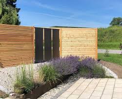 Wir zeigen ihnen viele sichtschutz garten ideen, wie sie sich vor den fremden blicken ihrer nachbarn sehr schnell und einfach schützen könnten! Sichtschutz Bruckmeier Garten Und Landschaftsbau