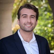 Online Master's and Bachelor's Degrees for Leaders