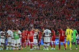 90'+4' ádám szalai (hungary) wins a free kick in the attacking half. Rm33s9gy1oy Sm