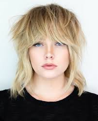 20 Gaya Rambut Wolf Cut Agar Makin Keren dan Trendy