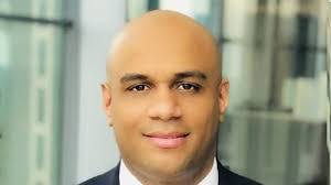 Tony Holmes's Instagram, Twitter & Facebook