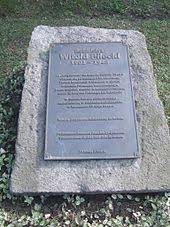 Witold pilecki was a polish cavalry officer, intelligence agent, and resistance leader. Witold Pilecki Wikipedia