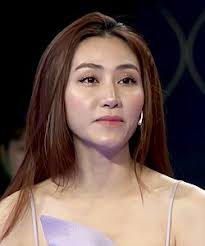 Tập tin:NGAN KHANH.jpg