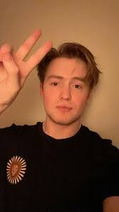 Time for Friday favourites! Share this week's favourite pictures, stories  or inspirational message  🐕🐿🦇🦦🦢🦆🪿🐟🐝🐞🪱🍁🍂🌳🌻🐍🐾🌧🌈❄️⛄️🌞🌊😁😪❤️💙🫱🏻‍🫲🏾✌🏼🚣🏄🏊‍♂️🧘🏃‍♀️‍➡️🧑‍🦽‍➡️🫂 