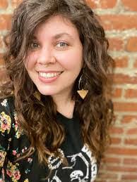 Kira Gibson's Instagram, Twitter & Facebook