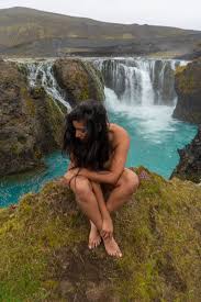 How Being a Nude Model Helped Me Get Comfortable in My Own Skin