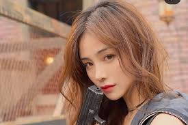 [ẢNH] Cận cảnh nhan sắc nữ diễn viên đóng thế 'lấn át' Lưu Diệc Phi trong  Mulan