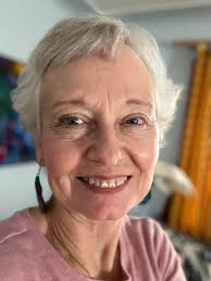 Thank you for a beautiful session last night, embodying the music within.  Feeling such gratitude for meeting in the heart and practicing being at  home, together..