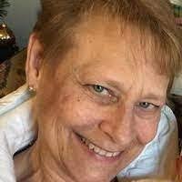 Renee Schoch's Instagram, Twitter & Facebook