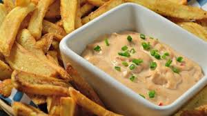 These Flemish Fries Are Cooked Twice And Served With A Rich Belgian Andalouse Sauce Made With Mayonnaise Peppers Lemon And Tomato Belgian Fries Recipes Food