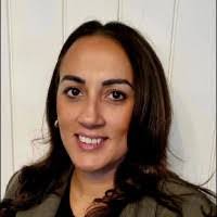 Tara Gratton's Instagram, Twitter & Facebook