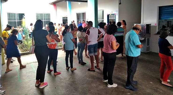 Eleição tem filas para votação e ausência de violência, apesar do temor | Brasil de Fato