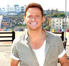 Joseph joe swash (born 20 january 1982) is an english presenter and actor, best known for his role of mickey miller in the bbc one soap opera eastenders and various presenting roles with itv2. Former Eastenders Star Joe Swash Spotted With Film Crews In Broadstairs Kent Live