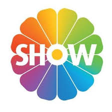 Show tv televizyon ekranlarının beğenilen yapımı çukur dizisinin yeni bölümü 3 mayıs pazartesi akşamı saat 20.00 saatinde evlerinizde ekranlarınızın. Show Tv Mezarlikta Kavga Cukur Cukur 127 Bolum Facebook