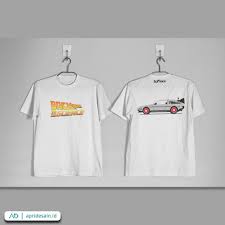 Apabila ide desain baju distro diatas telah anda pahami dengan baik, mari lanjutkan pada desain dengan gaya typography yang unik dan original, karena ini akan membuat desain anda bukan hanya. Jasa Desain Kaos Distro Unik Murah 6 Paket Apridesain