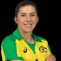 Bradley Wareham's Instagram, Twitter & Facebook