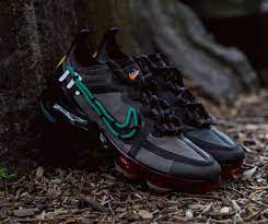 Originally rumored to be a dover street market exclusive, the sought after cactus plant flea market x nike air vapormax 2019 will be receiving a wider release this month. Uzivatel Streetwear Night Live Na Twitteru Cactus Plant Flea Market X Nike Vapormax The Chargeable Light Strip Versions Turned Out To Be F F Pairs Which Is For The Better I Don T Need