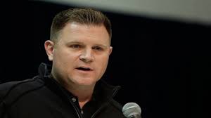 Packers' Gutekunst addresses Douglas trade