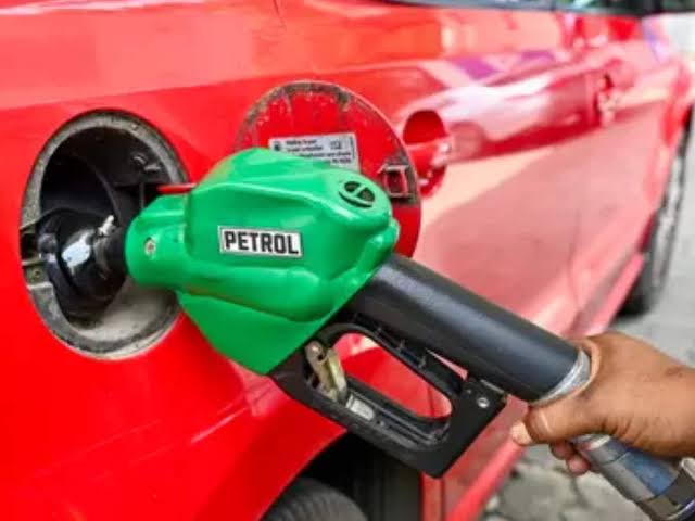 Chandigarh's petrol 'langar' postponed due to rain; two-wheeler owners eligible for ₹500, four-wheelers for ₹1,000