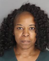 VELVET DAVIS Aiken County authorities have announced the arrest of Velvet  Davis, with these listed charges. https://augustacrime.com/velvet-davis-2/