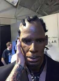 Looks like R Kelly has a roomie and I bet more will be joining them!!