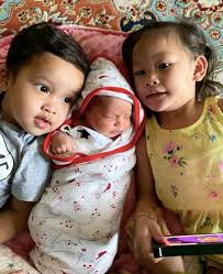 Daftar nama bayi perempuan islami cantik dan unik ini bisa jadi referensi para bunda. Abby Abadi Berpantang Dengan Bayi Baru Beri Nama Maira Darda Farisa Selepas Usia Bayi Genap 7 Hari Pa Ma