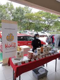 You can talk about landmarks, museums, important places, etc. Winnie Chan On Twitter Thinking What To Eat For Your Lunch Come Grab A Lunch Box At Shaftsbury Square Bazzar In Front Of A Stationery Shop Or Come Enjoy Korean Food At