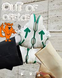 As in the tutorial about the boot we draw the general outlines in the first step. here we need to use very light lines. Off White Out Of Office Sneaker Official Images Buy Here