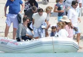 Roger federer made his atp tour debut in 1998 and first became atp tour no.1 in 2004, an achievement he went on to maintain for a record. Federer Enjoys His Vacations On A Mega Yacht In Ibiza Tennis Tonic News Predictions H2h Live Scores Stats