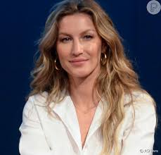 See more of gisele bündchen on facebook. Gisele Bundchen Cogitou Suicidio Apos Sofrer Com Crises De Panico Me Senti Desamparada Purepeople