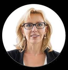 Janie Brannon's Instagram, Twitter & Facebook