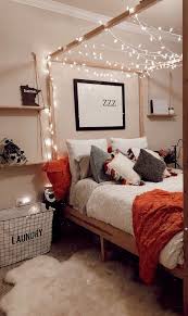Pin By Feride Nur Dinler On Bedrooms Ideas Bedroom Decor Bedroom Interior Room Inspiration