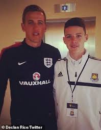 Declan rice apologises for social media posts in 2015 that included the phrase 'up the ra' which is a term used for the ira. Declan Rice Relieved He Wasn T Booed On England International Debut Following Ira Tweet Daily Mail Online