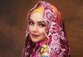 Ctdk #islamic #ramadhan #2020 song title : Siti Nurhaliza Lands Forbes Asia List For Helping Food Vendors During Pandemic The Star