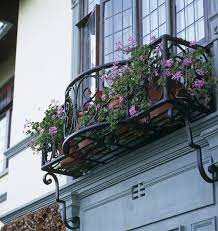 Whether you have an older home that needs something new outside or a new home that you want to add some elegance too, wrought iron window box planters might be the answer. Garden Photos Design Ideas Remodel And Decor Lonny Wrought Iron Window Boxes Window Box Flowers Window Flower