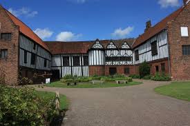 Nestled in the middle of dorset, athelhampton is one of the finest examples of a tudor manor house in england. Medieval Manor Houses Facts Summary History Architecture