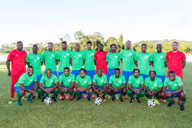 L'équipe de guyane de football est une sélection des meilleurs joueurs guyanais sous l'égide de la ligue de football de la guyane. Foot La Guyane Aborde La Gold Cup Avec Les Moyens Du Bord Et Malouda