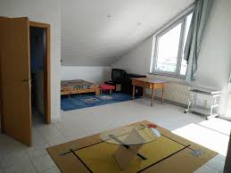 Jetzt mietwohnungen kostenlos inserieren wohnen in rottenburg am neckar der aktuelle durchschnittliche quadratmeterpreis für eine wohnung in rottenburg am neckar liegt bei 10,19 €/m². Helle 1 Zimmer Wohnung Mit Balkon 1 Zimmer Wohnung In Rottenburg Am Neckar Rottenburg