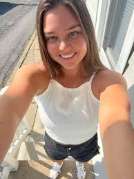 Krista Santos (@kristas06)