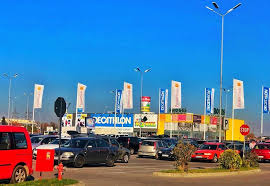 European retail park 0.3 km. Nicio SurprizÄ Noul Proprietar Al Promenada Mall Este Morgan Stanley Una Dintre Cele Importante BÄnci De InvestiÈii Din Lume Bonus PreÈul VanzÄrii Msnews