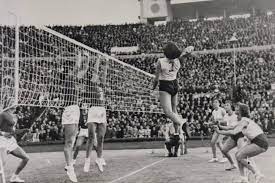Olahraga voli masuk ke indonesia ketika belanda mulai menjajah indonesia pada tahun 1928. Sejarah Bola Voli Indonesia Dan Dunia Penjelasan Lengkap Bobo Sport